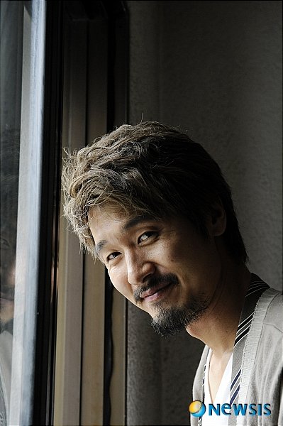 영화 '꿈은 이루어진다' 북한군 1분대장 이성재 : 네이트 연예