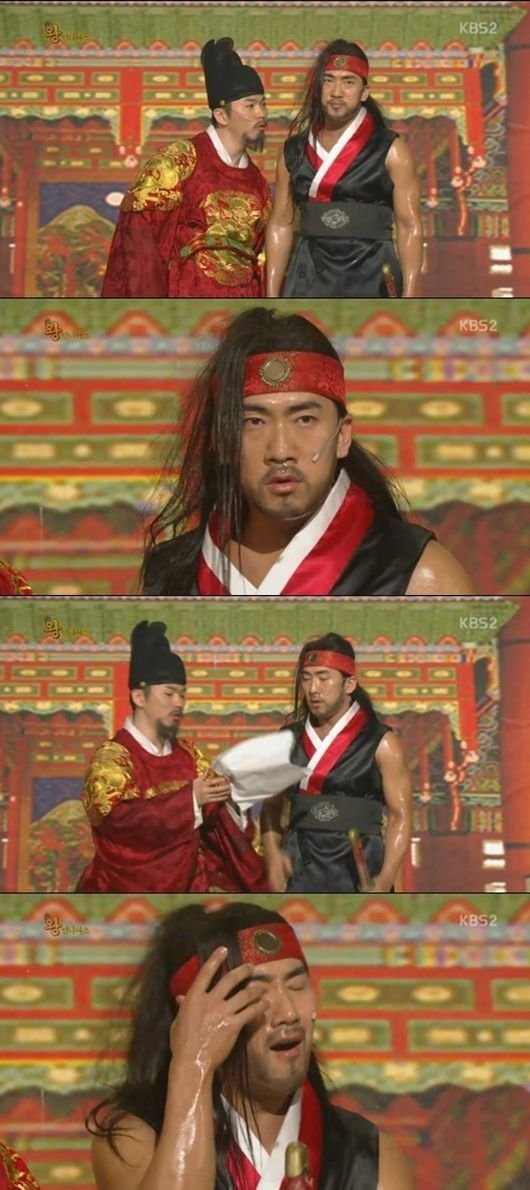 '개콘' 미끌이 이상훈, 천자문 써보라는 이문재에 '앙탈' : 네이트 연예