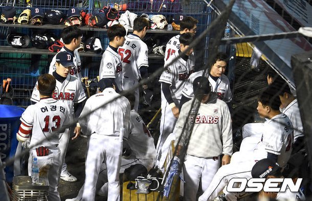 [사진]두산, 1차전 대패 : 네이트 스포츠
