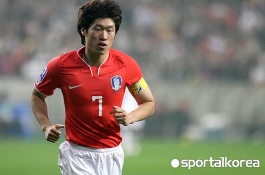 [현장수첩] '월드스타' 박지성, UAE서도 유명세 '톡톡' : 네이트 스포츠