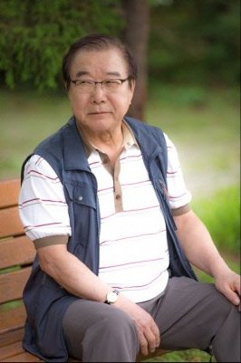 장용, '손 꼭 잡고' 합류…최일화 빈 자리 채운다(공식) : 네이트 연예