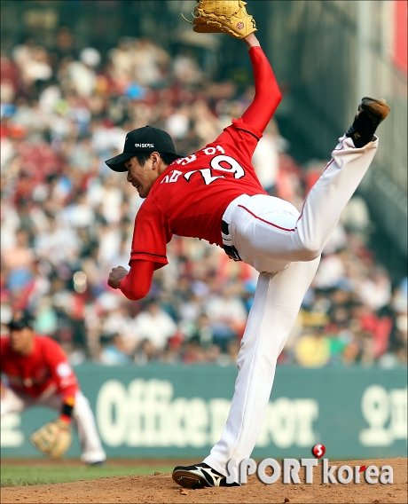 김광현, 내 볼은 아무도 못쳐! : 네이트 스포츠