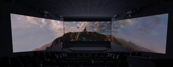 [슬기로운 관객생활]'블랙팬서' 4DX 관람기…스크린X를 기대해① : 네이트 연예