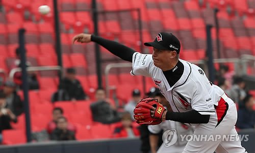 사4구 연발…과감해져야 하는 케이티 : 네이트 스포츠